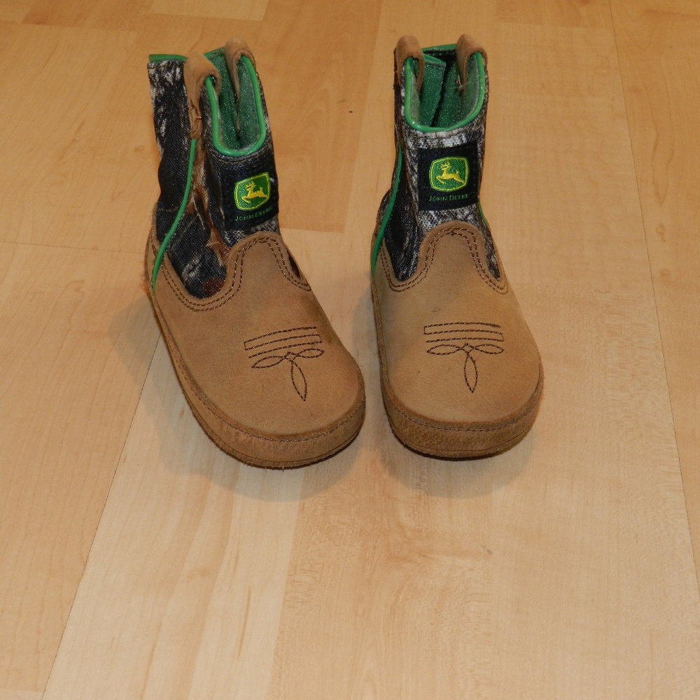 John Deere boy boots